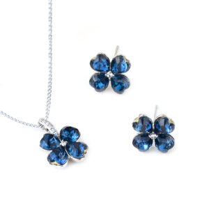 Wholesale Swarovski Jewelry Set with platinum plated copper pendant and earrings from JuneJewelry.com.