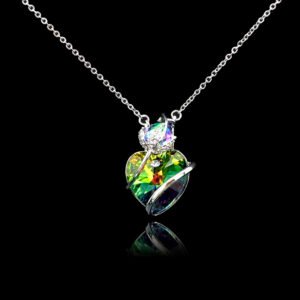 Wholesale Swarovski Crystal Necklace with platinum plated copper and original unique design from JuneJewelry.com.