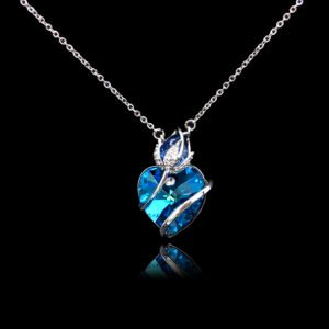 Wholesale Swarovski Crystal Necklace with platinum plated copper and original unique design from JuneJewelry.com.