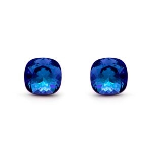 Wholesale aurora crystal earrings with square Swarovski elements and platinum plated copper from JuneJewelry.com – iridescent fashion jewelry for bulk orders.