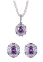 High-end oval zircon pearl jewelry set wholesale featuring a royal crystal cluster pendant on a classic pearl strand and matching statement stud earrings from junejewelry.com