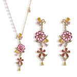 Retro wedding style light luxury vintage flower zircon jewelry set wholesale featuring an asymmetric half-link half-pearl chain cascading floral drop necklace and matching long drop earrings from junejewelry.com