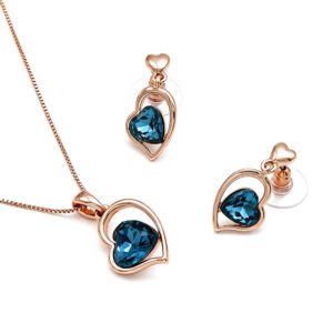 Wholesale Crystal Heart Set with blue crystals in rose gold plated zinc alloy frame from JuneJewelry.com.