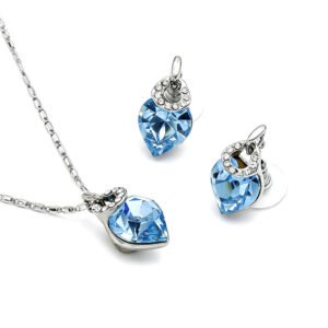 Wholesale Platinum Jewelry Set featuring light blue heart crystals on platinum plated zinc alloy from JuneJewelry.com.