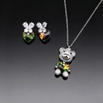 Wholesale bear jewelry set made of white gold plated copper with yellow heart Swarovski element crystals from JuneJewelry.com.