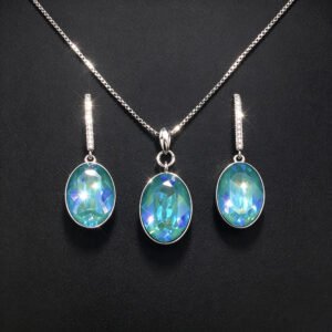 Wholesale oval jewelry set made of white gold plated copper with royal blue Swarovski element crystals from JuneJewelry.com.
