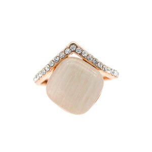 Wholesale square cat eye ring in rose gold plated zinc alloy featuring cushion-cut square cat eye stone and pave crystal chevron V-band from JuneJewelry.com.