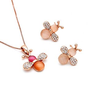 Wholesale honeybee opal jewelry set featuring rose gold plated zinc alloy with cat eye stone bee body and crystal pave wings from JuneJewelry.com.