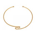 Model wearing 18K gold plated minimalist open wave torque choker necklace