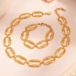 Stainless steel chunky oval link chain necklace and bracelet jewelry set model look