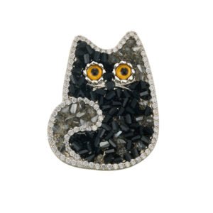 Cute and sparkling black crystal cat brooch wholesale featuring a cat silhouette studded with faceted black resin crystals, micro-pave cubic zirconia border, and vibrant amber eyes from junejewelry.com