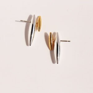 Wholesale two-tone dual spindle bar stud earrings with genuine 18K gold and white gold plating on copper