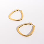 Wholesale modern curved teardrop open hoop earrings with genuine 18K gold and white gold plating on copper