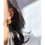 Wholesale vintage textured hammered double hoop earrings with genuine 18K gold plating on copper