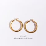 Wholesale classic textured bamboo wavy hoop earrings in multiple sizes with genuine 18K gold and white gold plating on copper Product Description