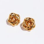 Wholesale vintage abstract swirl rose floral stud earrings with genuine 18K gold and white gold plating on copper