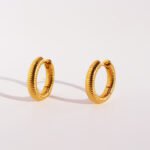 Wholesale textured ribbed huggie hoop earrings with genuine 18K gold and white gold plating on copper