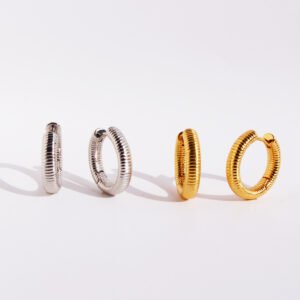 Wholesale textured ribbed huggie hoop earrings with genuine 18K gold and white gold plating on copper