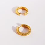 Wholesale textured ribbed huggie hoop earrings with genuine 18K gold and white gold plating on copper