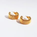 Wholesale vintage textured wide ribbed C-shape hoop earrings with genuine 18K gold and white gold plating on copper
