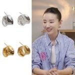 Wholesale modern wide curved open C hoop earrings with genuine 18K gold and white gold plating on copper
