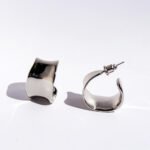 Wholesale modern wide curved open C hoop earrings with genuine 18K gold and white gold plating on copper