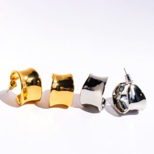 Wholesale modern wide curved open C hoop earrings with genuine 18K gold and white gold plating on copper