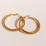 Wholesale modern textured ribbed coil hoop earrings with genuine 18K gold and white gold plating on copper