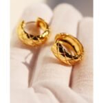 Wholesale classic French quilted lattice pattern huggie hoop earrings with genuine 18K gold and white gold plating on copper