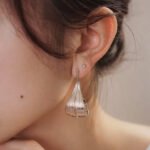 Wholesale modern textured teardrop sculptural stud earrings with genuine 18K gold and white gold plating on copper