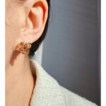 18K gold and white gold plated knot stud earrings wholesale