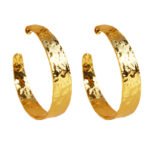 Wholesale vintage hammered texture wide C-shape hoop earrings with genuine 18K gold plating on copper