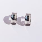 Wholesale modern swirl sculptural chunky stud earrings with genuine 18K gold and white gold plating on copper