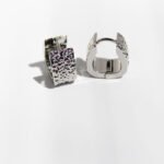 Wholesale vintage textured huggie hoop earrings with genuine 18K gold and white gold plating on copper
