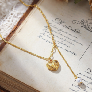 18K gold plated stainless steel textured puffy heart pendant asymmetric paperclip curb chain lariat necklace with pearl drop wholesale